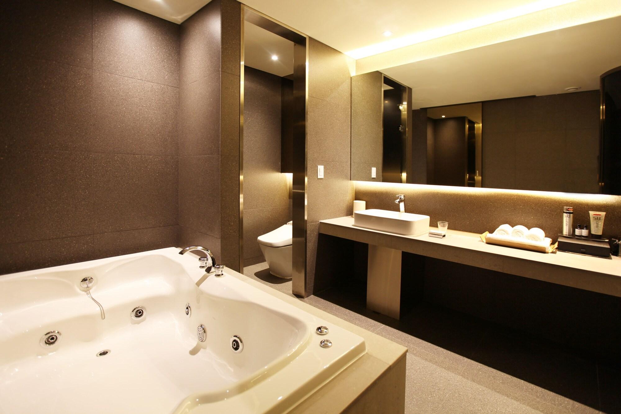 Hotel Vine Seongnam Exterior photo