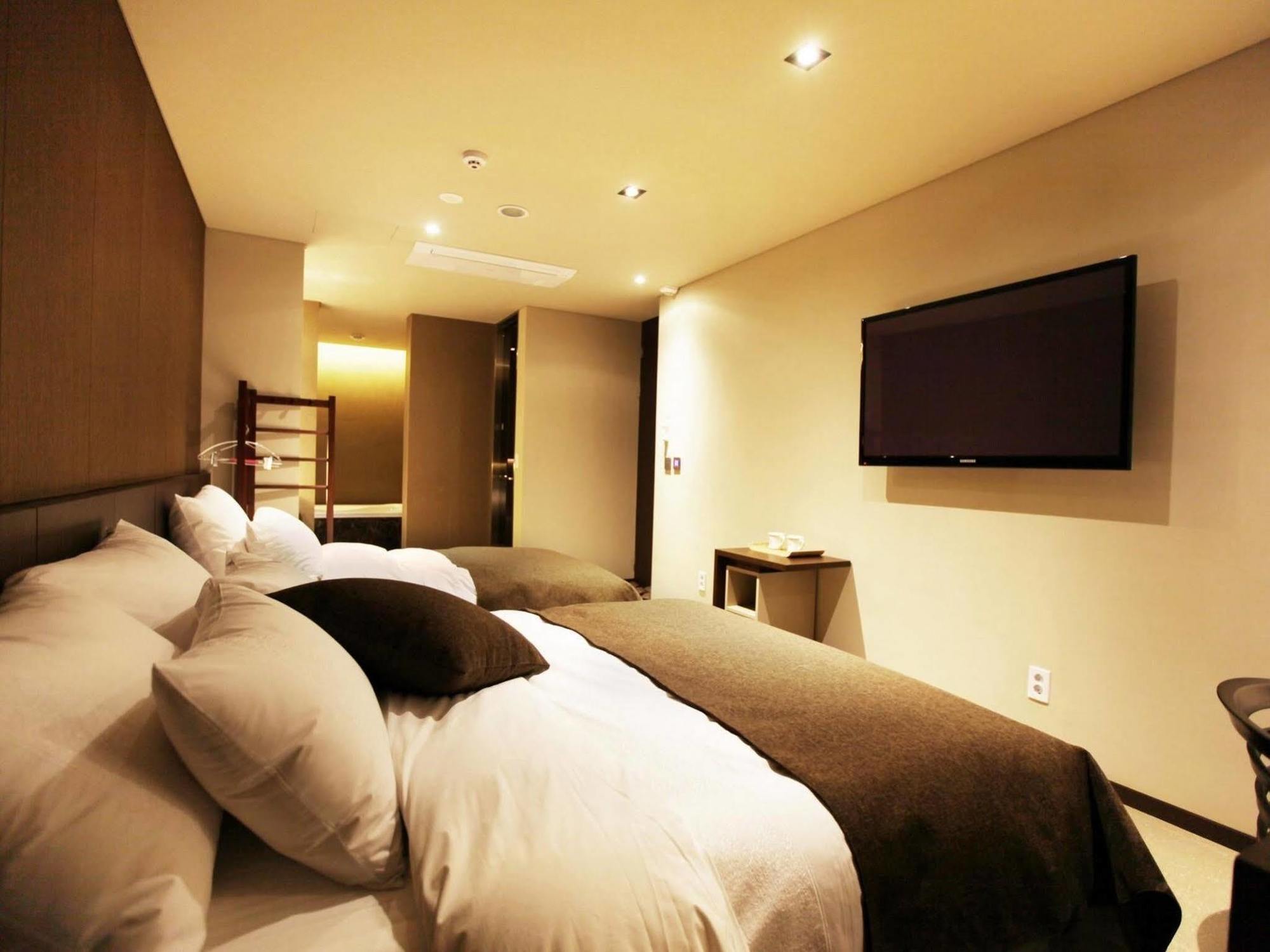 Hotel Vine Seongnam Exterior photo